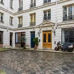 Appartement In The Heart Of Paris Republique