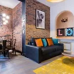 Appartement In The Heart Of Paris Republique